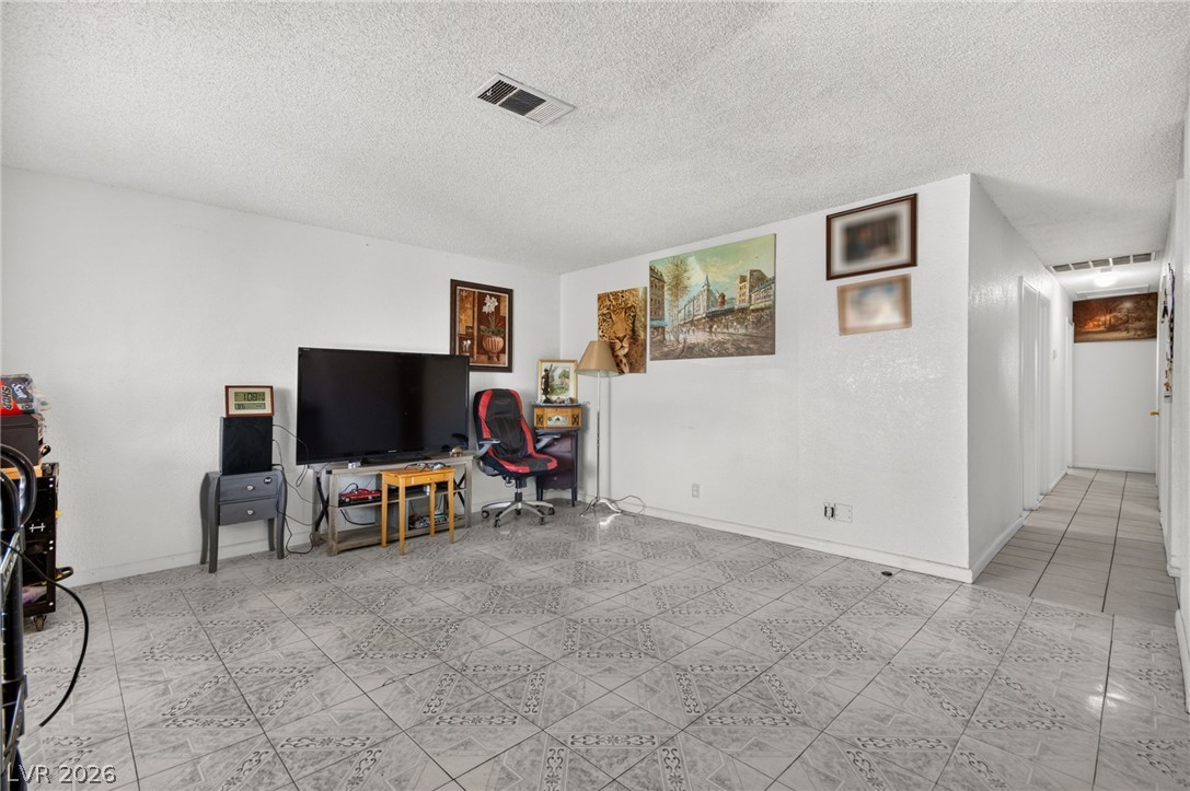 1237 Hassell Avenue Property Photo 10