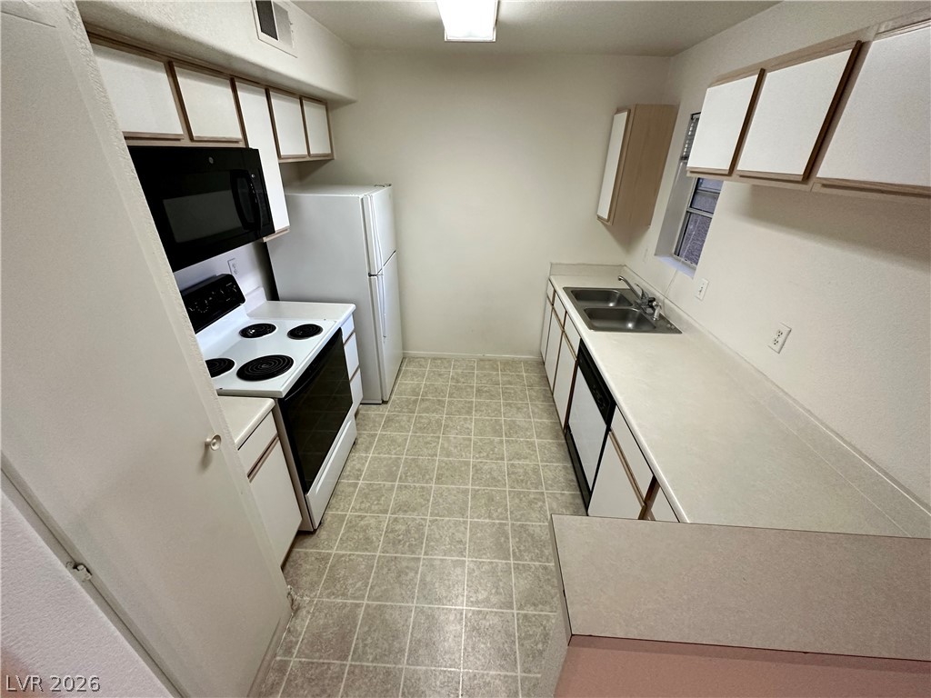 2300 East Silverado Ranch Boulevard 1118 Property Photo 5