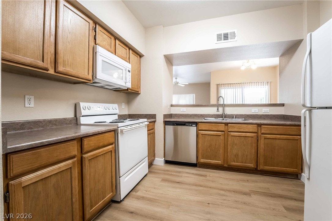 6650 West Warm Springs Road 1179 Property Photo 2