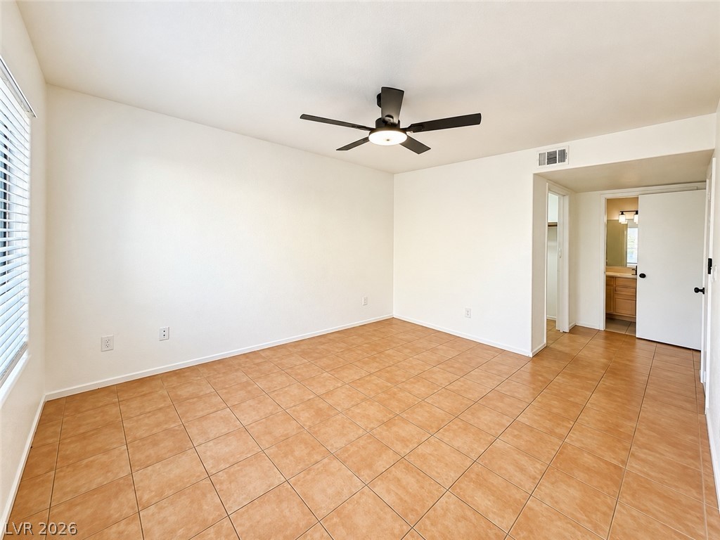 5229 Caspian Springs Drive 102 Property Photo 25