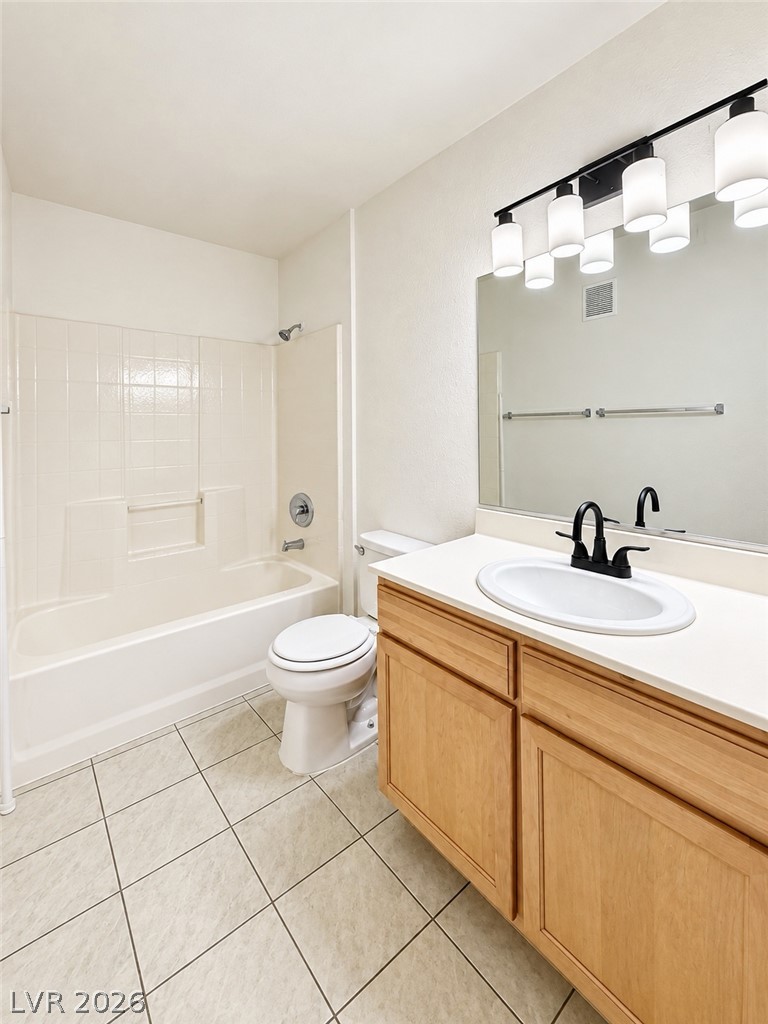 5229 Caspian Springs Drive 102 Property Photo 27