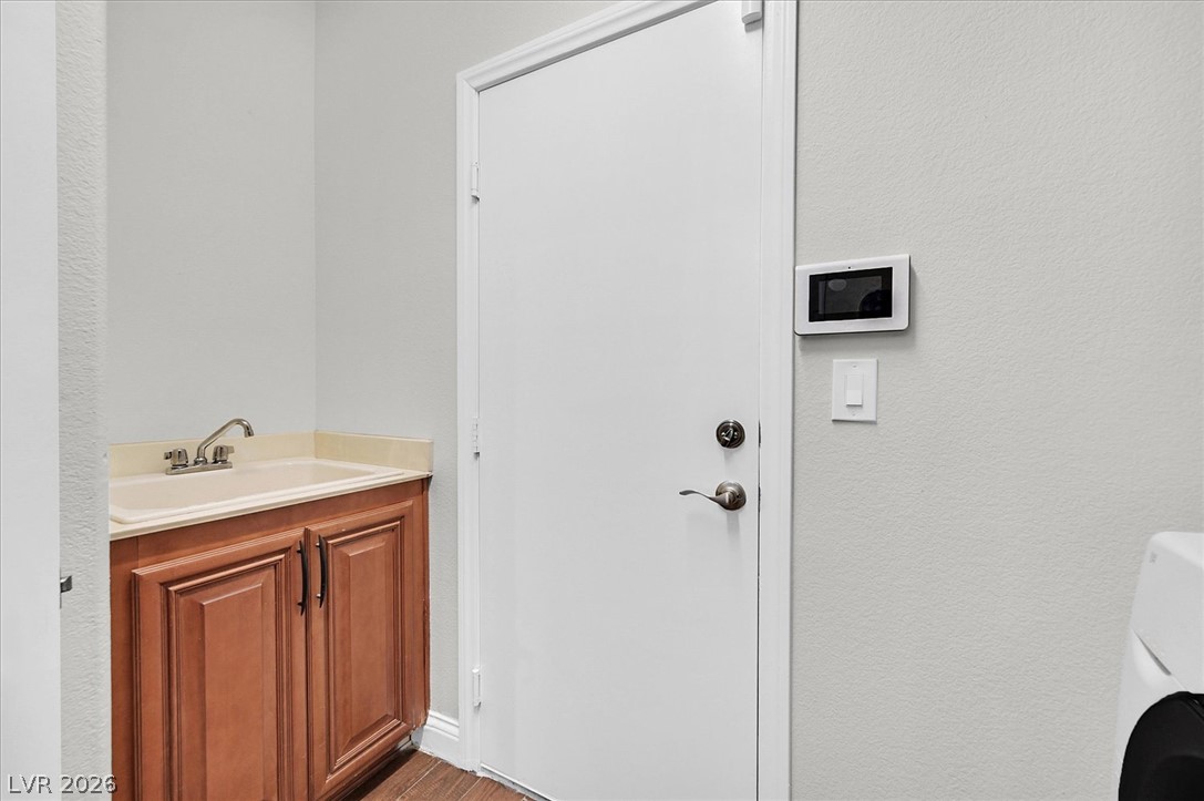 11921 Love Orchid Lane Property Photo 17