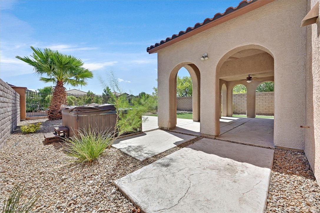 11921 Love Orchid Lane Property Photo 45