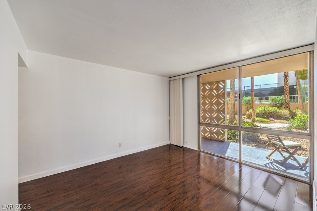 205 East Harmon Avenue 107 Property Photo 6