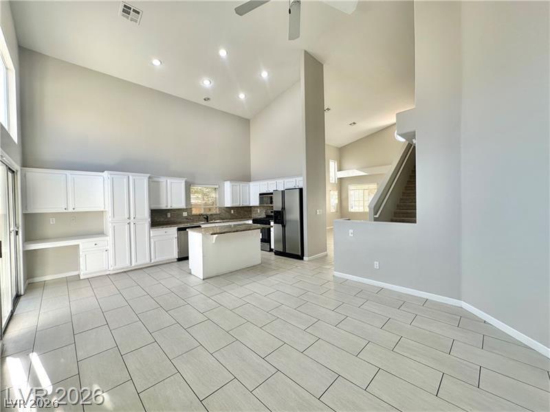 8316 Windchase Avenue Property Photo 7