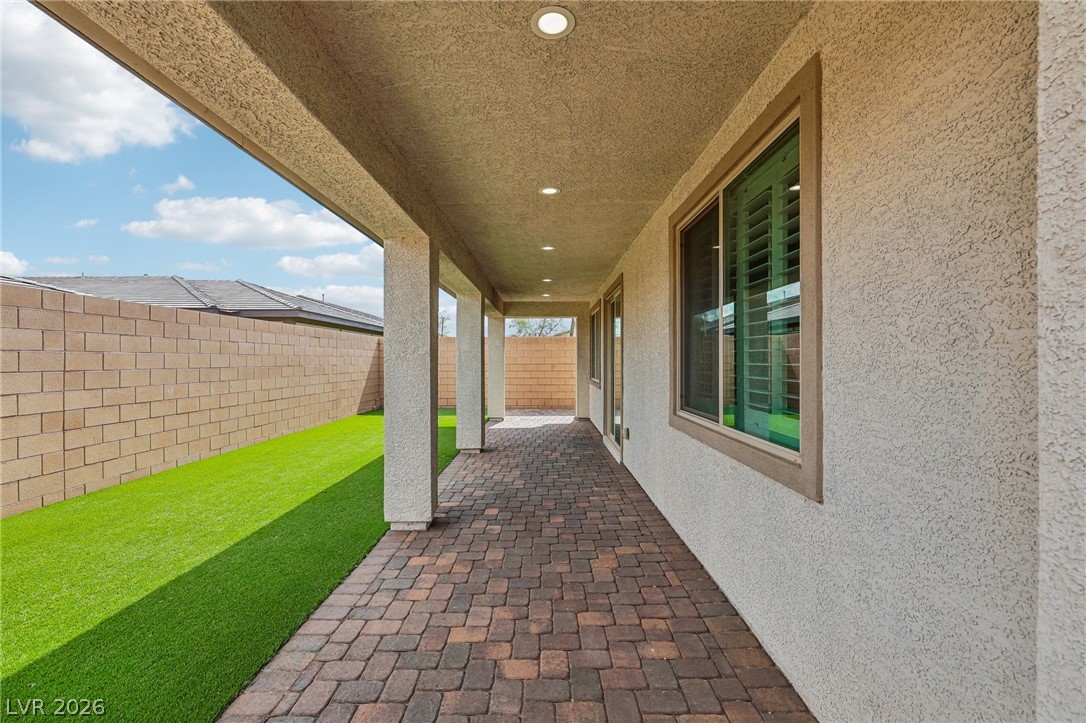 748 Omaggio Place Property Photo 46