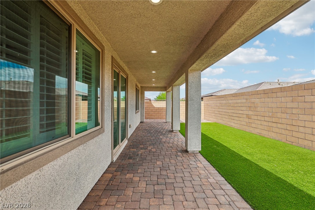 748 Omaggio Place Property Photo 47