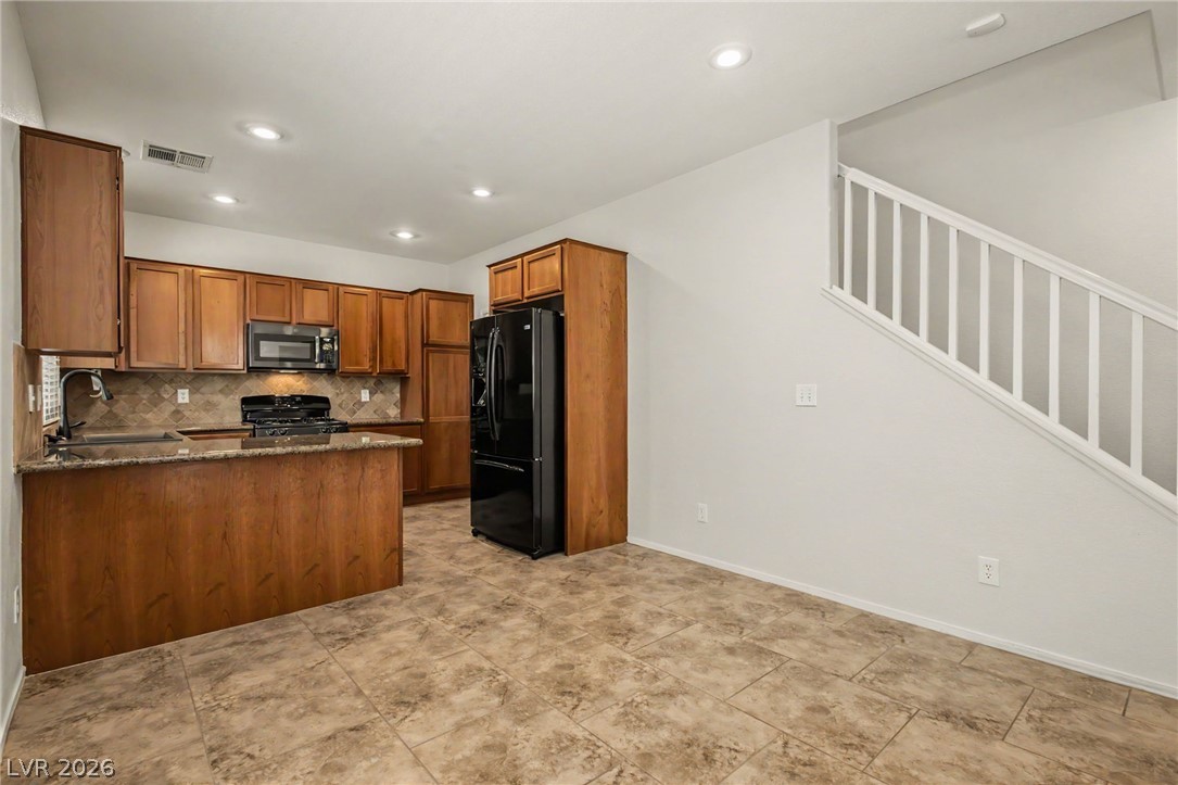 10643 Bandera Mountain Lane Property Photo 9