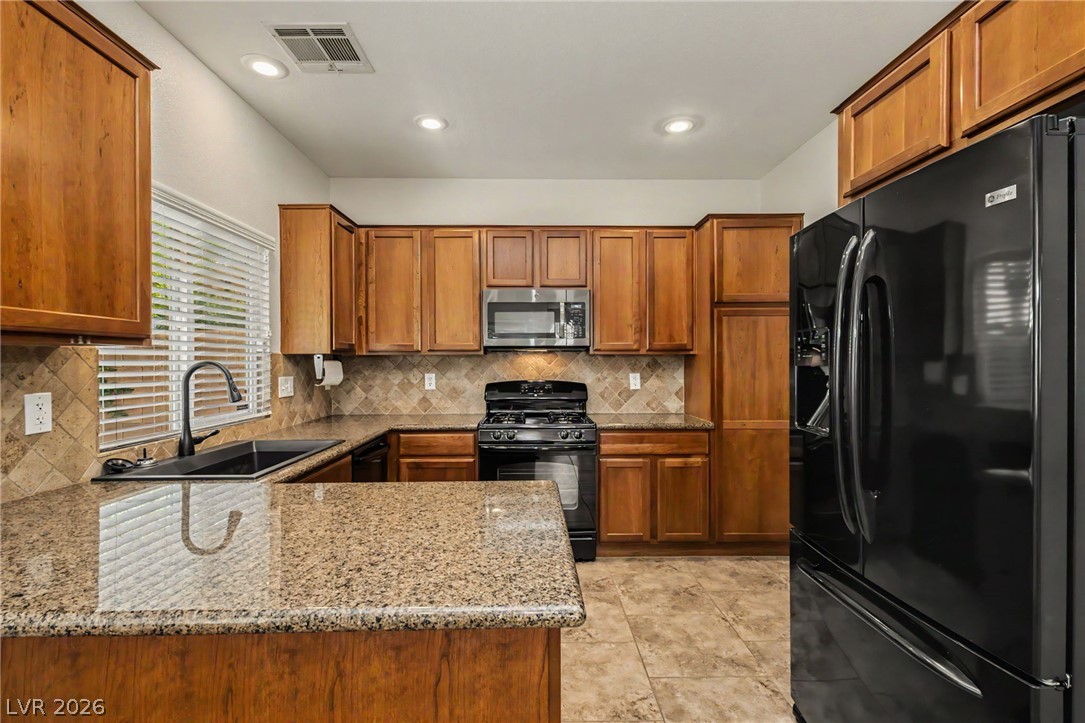 10643 Bandera Mountain Lane Property Photo 11