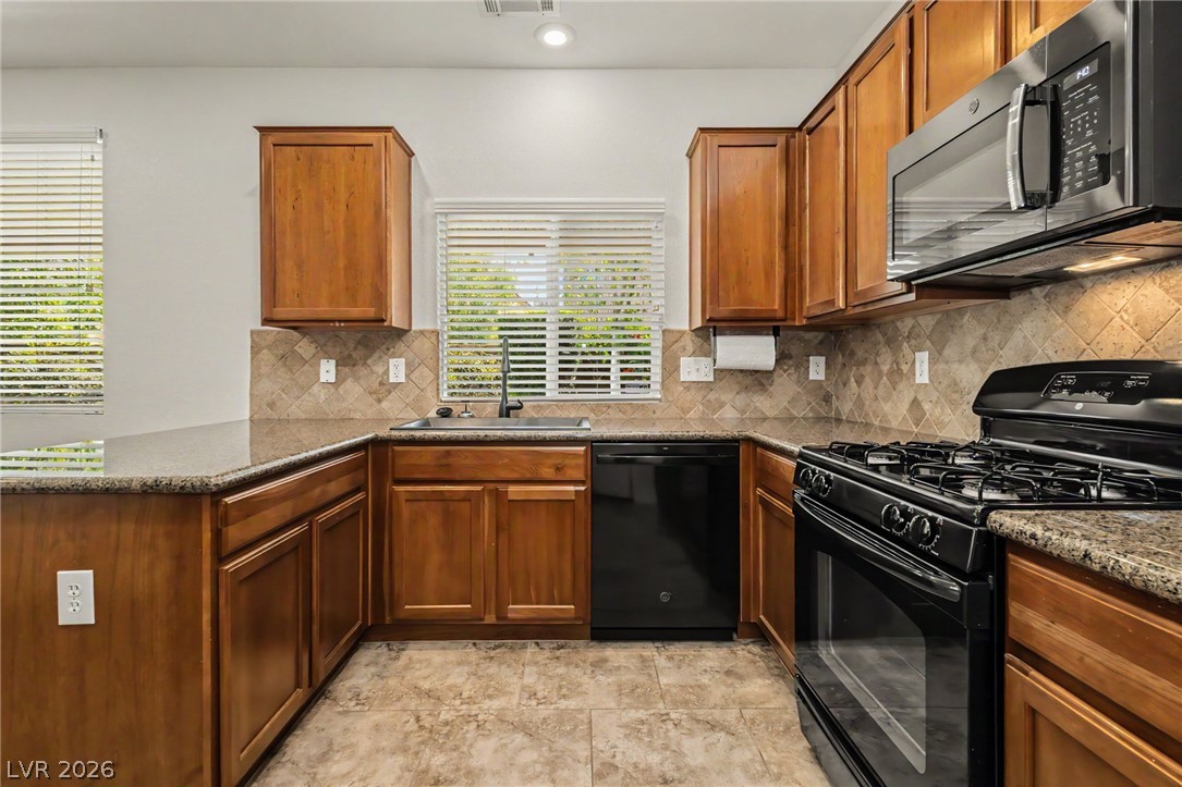 10643 Bandera Mountain Lane Property Photo 13