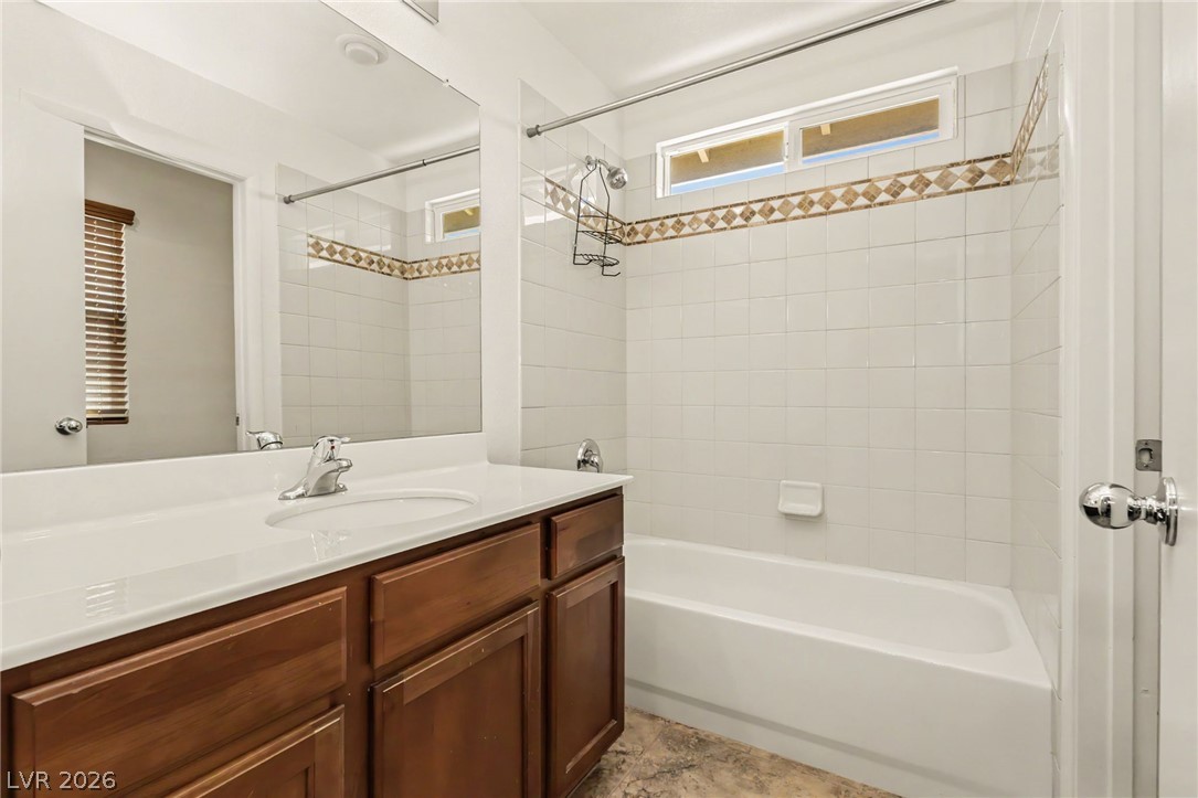 10643 Bandera Mountain Lane Property Photo 26