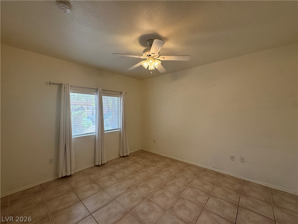 1050 East Cactus Avenue 1082 Property Photo 14