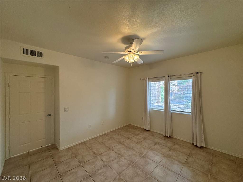 1050 East Cactus Avenue 1082 Property Photo 15