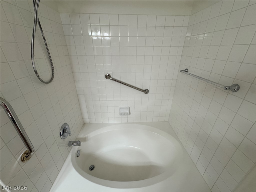 1050 East Cactus Avenue 1082 Property Photo 19