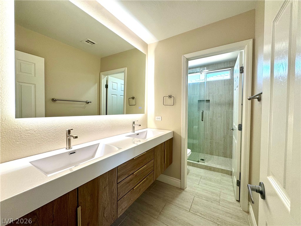 6312 Sterling Ranch Way Property Photo 9