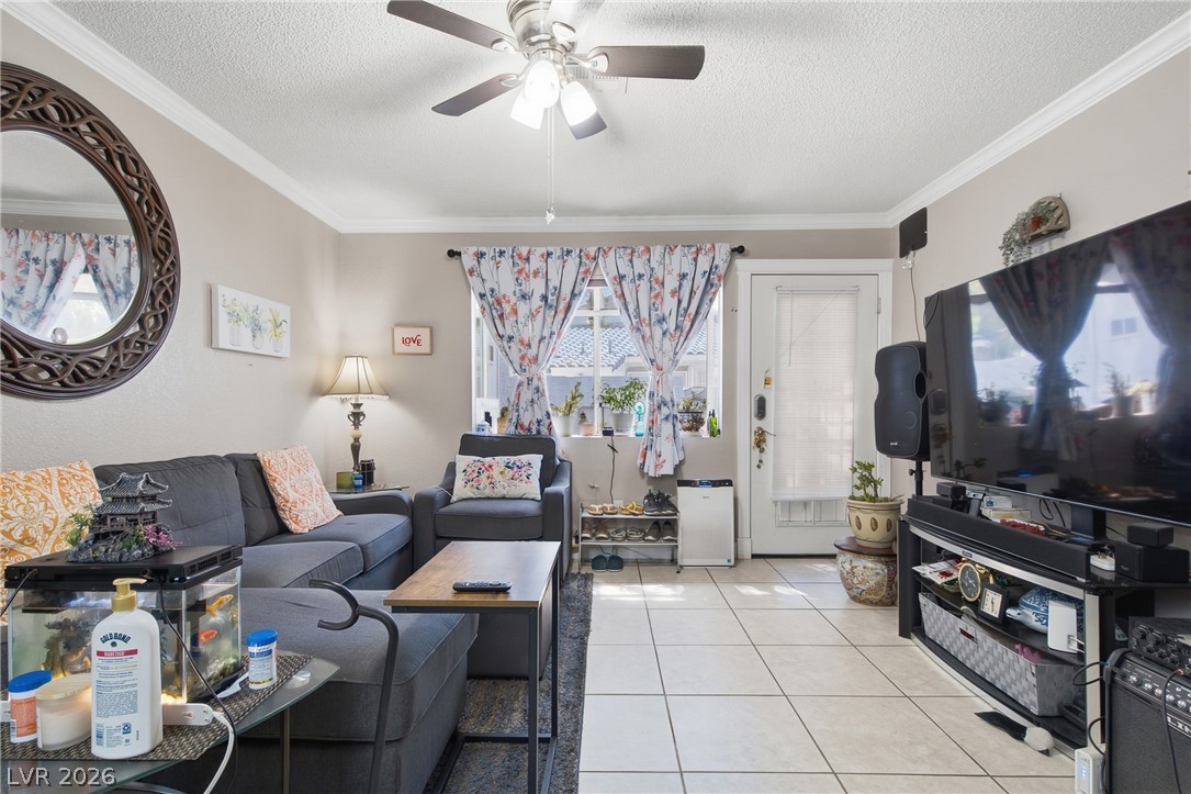 2121 Willowbury Drive C Property Photo 11
