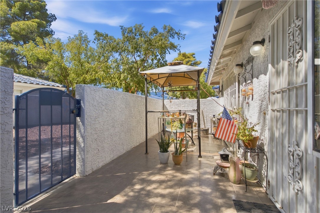 2121 Willowbury Drive C Property Photo 40