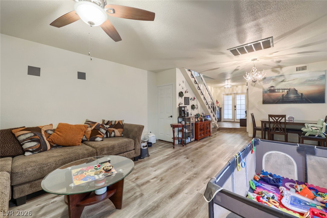 4951 Schumann Drive Property Photo 10