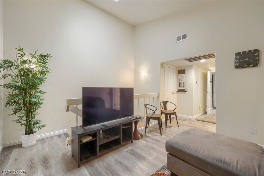 4951 Schumann Drive Property Photo 17