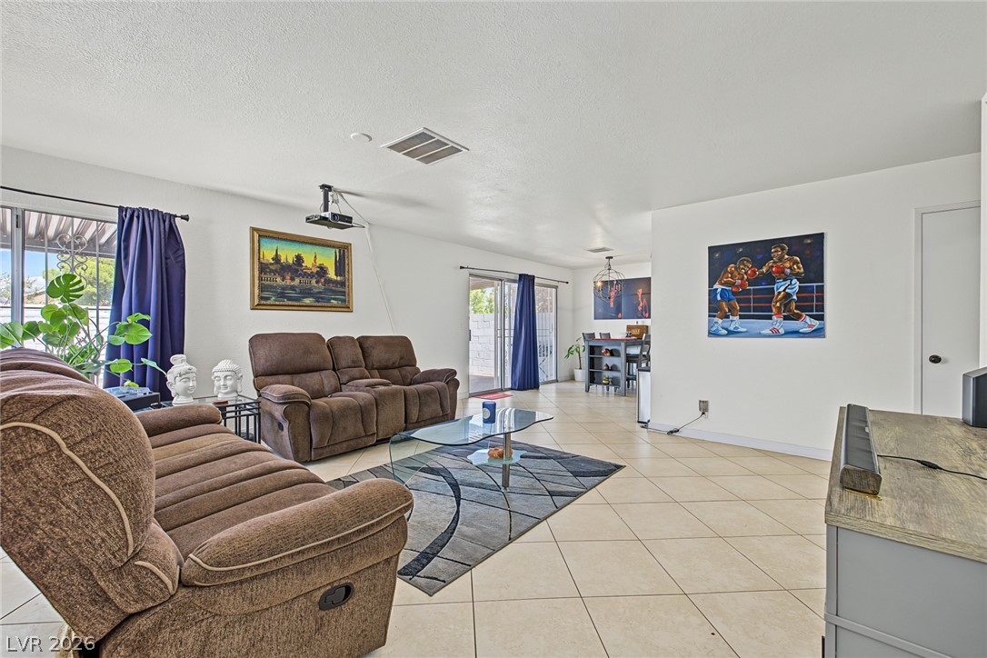 6992 Quarry Drive Property Photo 5