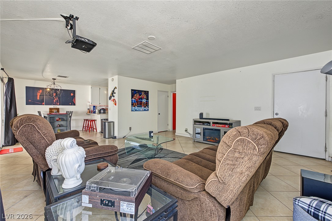 6992 Quarry Drive Property Photo 8