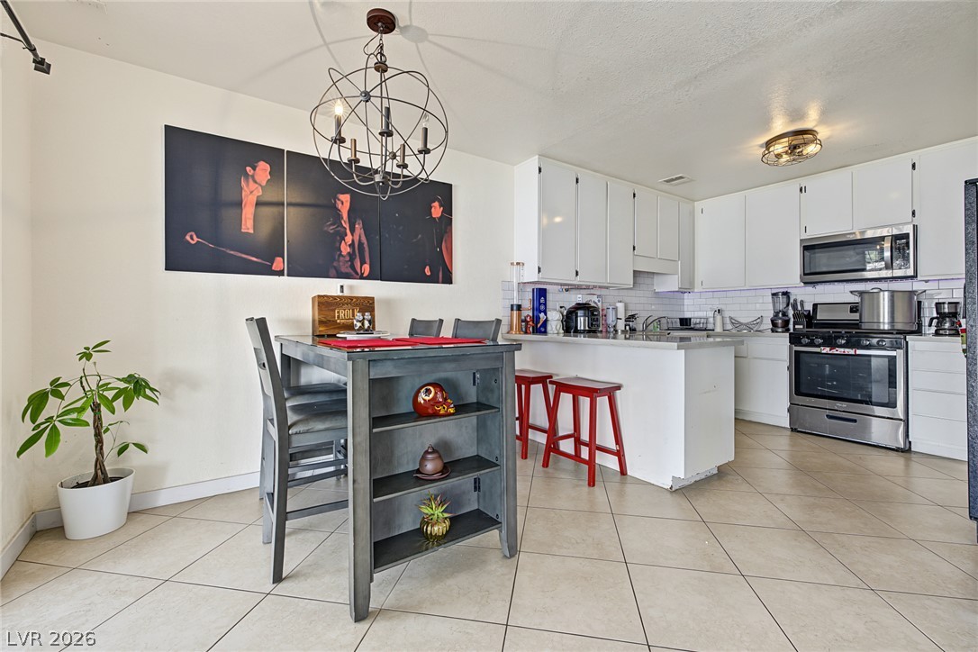 6992 Quarry Drive Property Photo 10