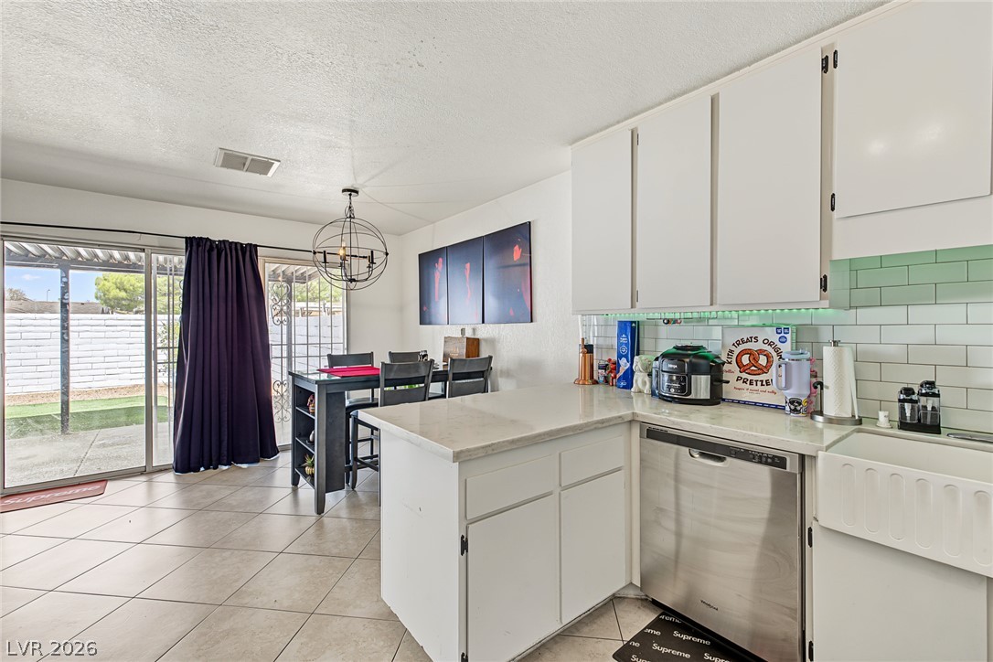 6992 Quarry Drive Property Photo 13