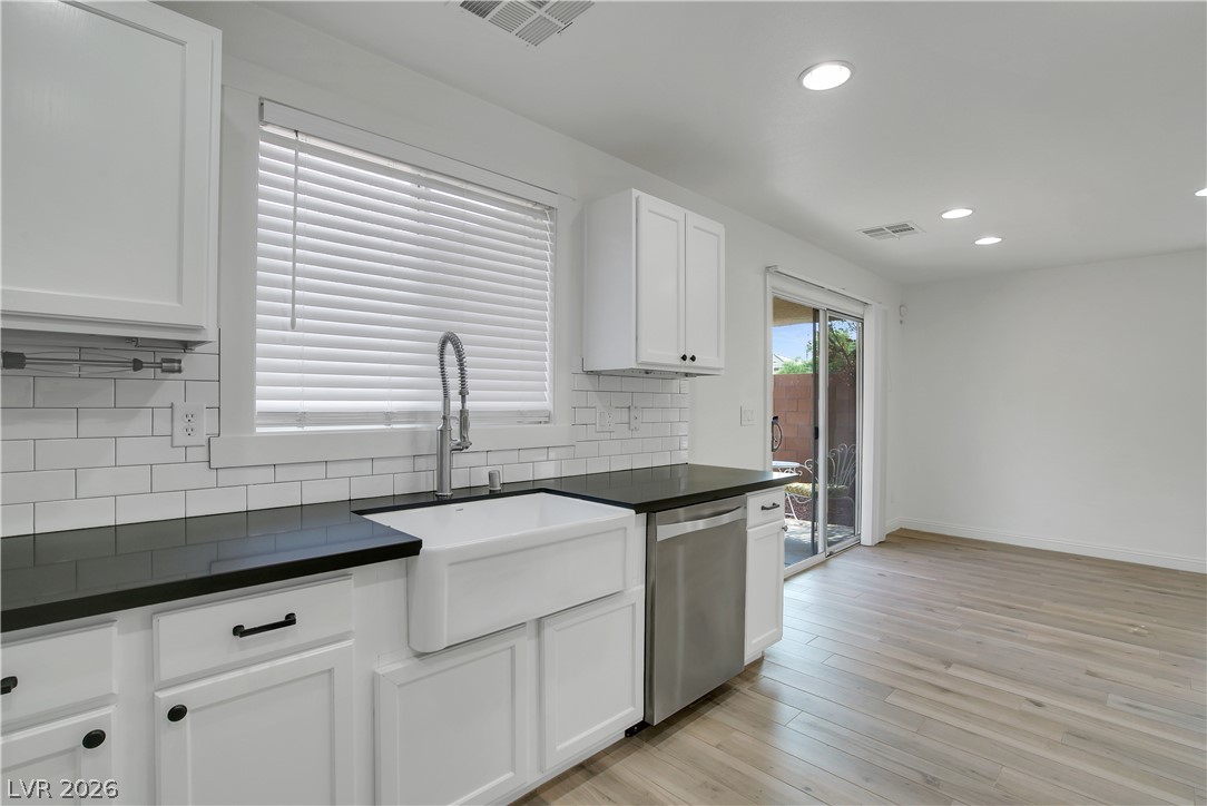 10250 Headrick Drive Property Photo 11