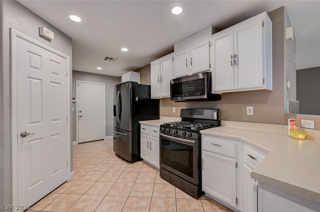 5017 Diamond Ranch Avenue Property Photo 11