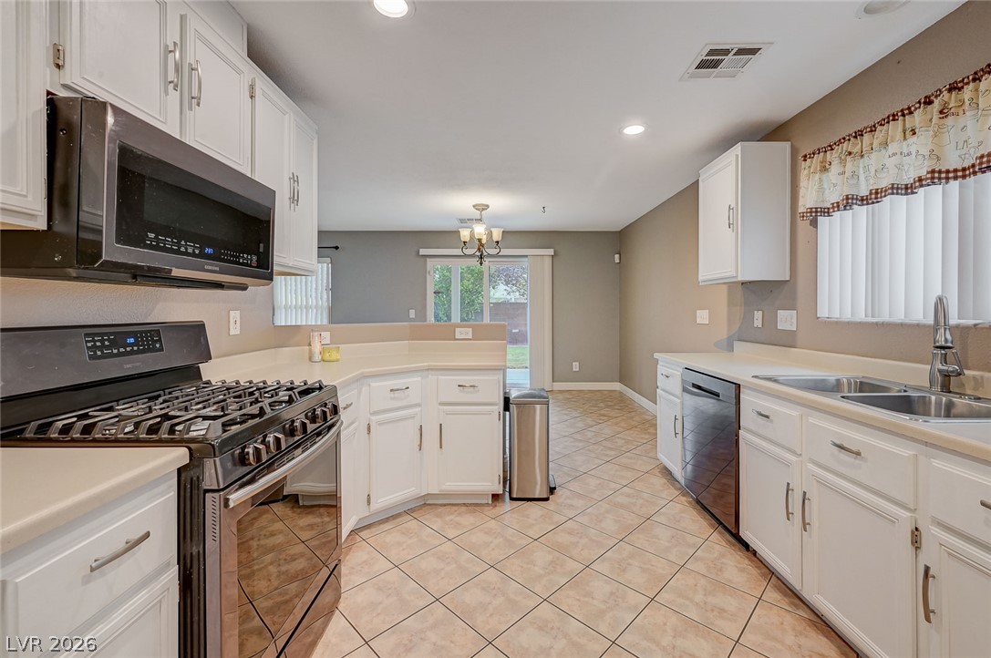 5017 Diamond Ranch Avenue Property Photo 13