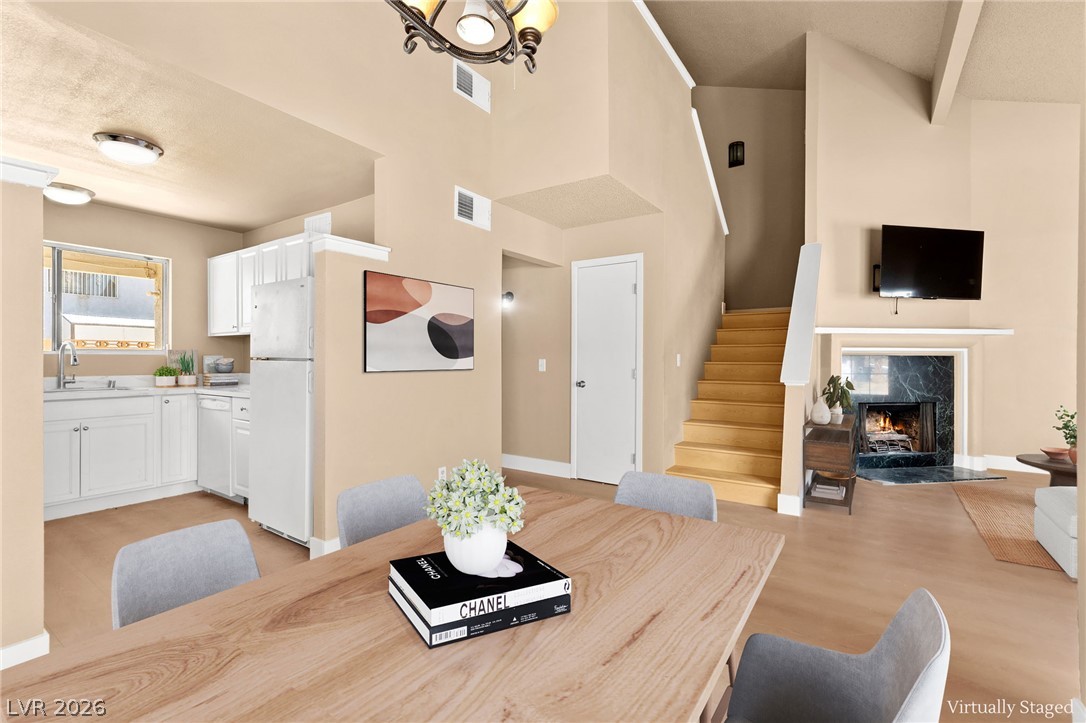 5559 Big Sea Street Property Photo 3