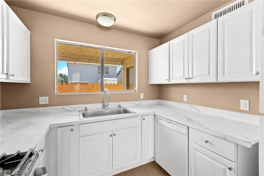 5559 Big Sea Street Property Photo 16