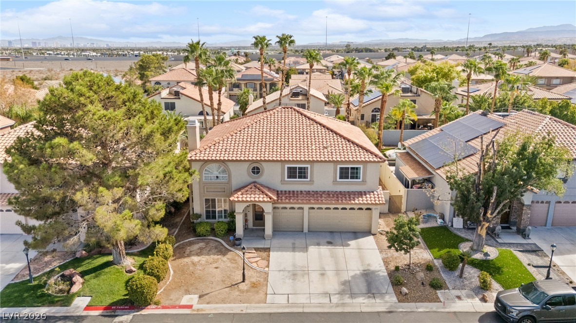 8213 Fawn Heather Court Property Photo 8