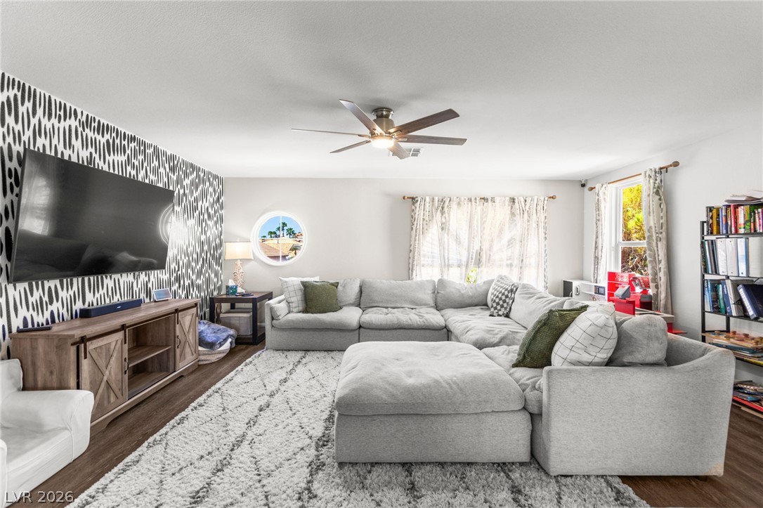8213 Fawn Heather Court Property Photo 26