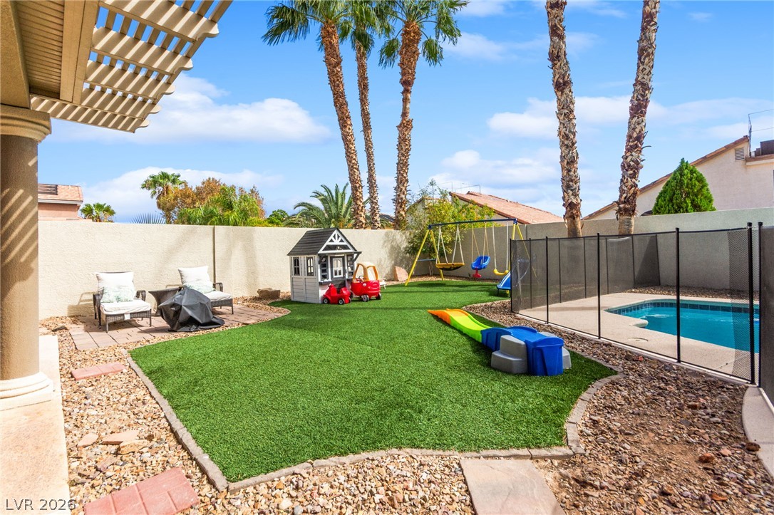 8213 Fawn Heather Court Property Photo 48