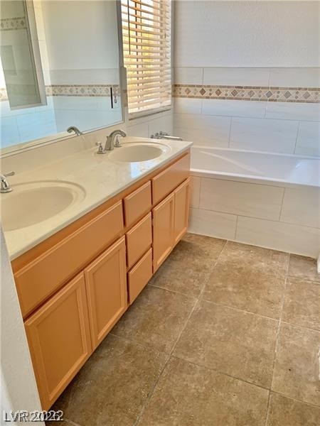 1848 Thunder Mountain Drive Property Photo 14