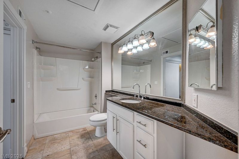 260 East Flamingo Road 416 Property Photo 18