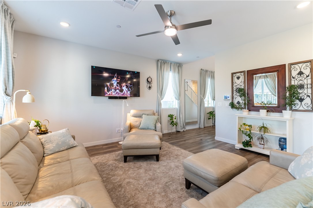 10583 Valletta Avenue Property Photo 10