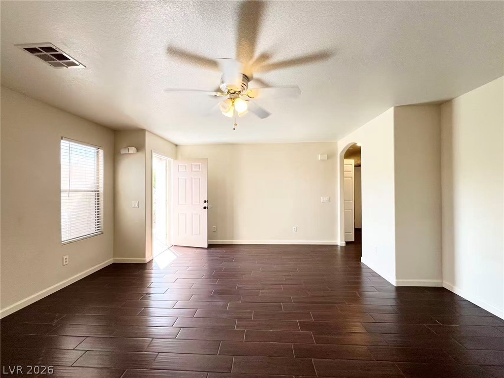 10996 Crispinio Street Property Photo 4