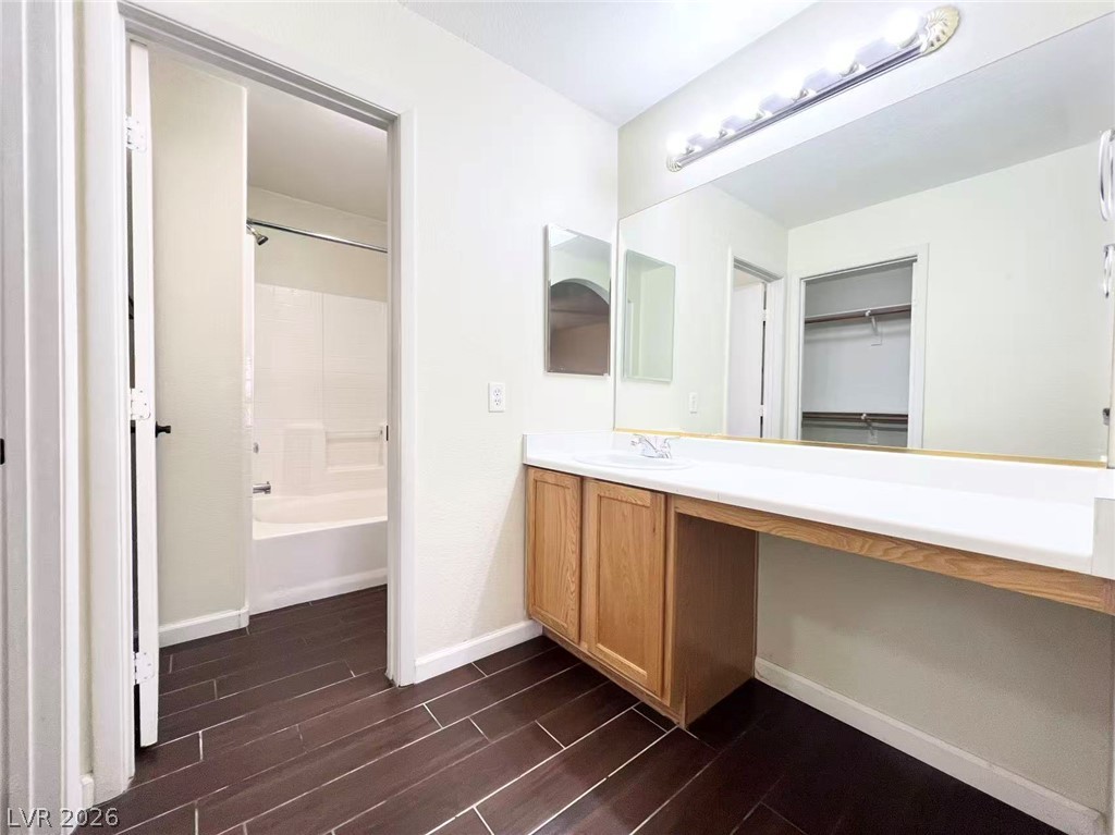 10996 Crispinio Street Property Photo 11