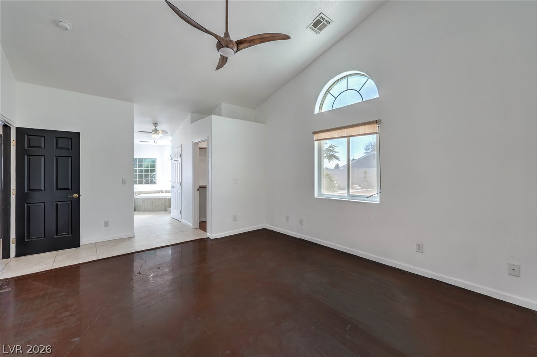3195 Heyer Street Property Photo 13