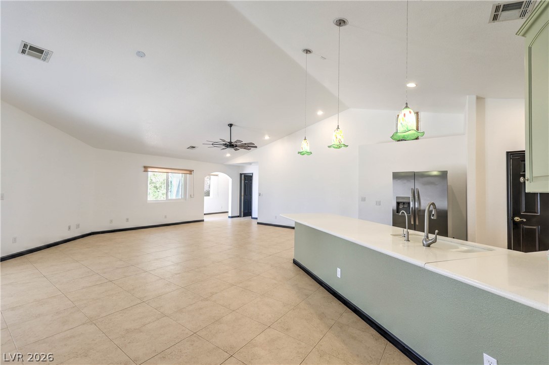 3195 Heyer Street Property Photo 24