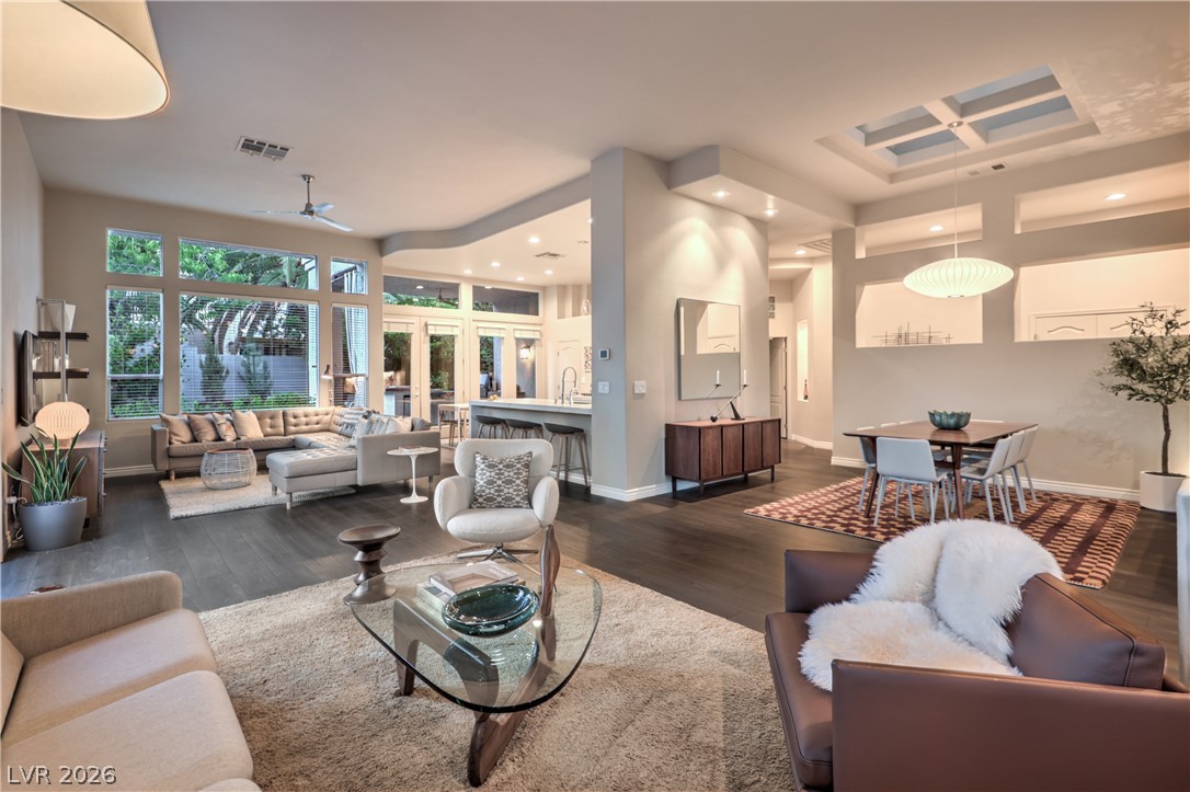 8808 Quadro Court Property Photo 7