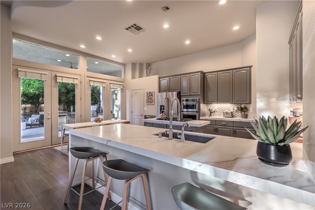 8808 Quadro Court Property Photo 15