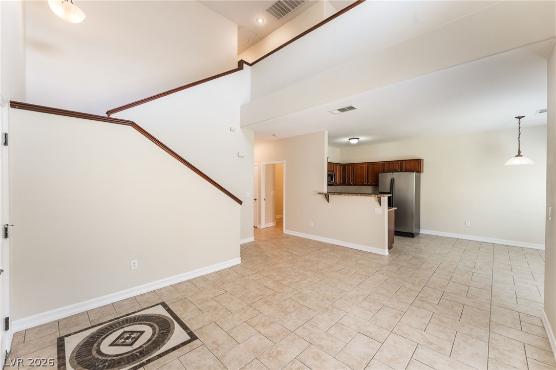 10563 Gold Shadow Avenue Property Photo 6