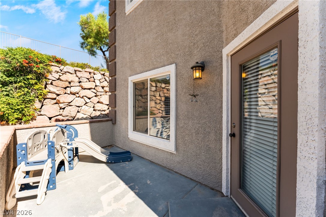 10563 Gold Shadow Avenue Property Photo 18