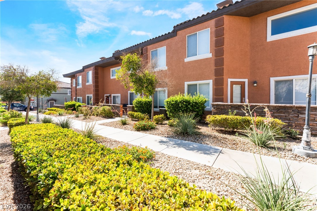10563 Gold Shadow Avenue Property Photo 21