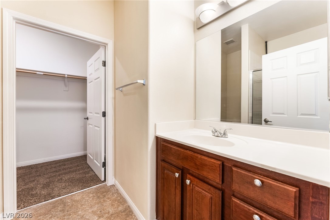 10563 Gold Shadow Avenue Property Photo 31