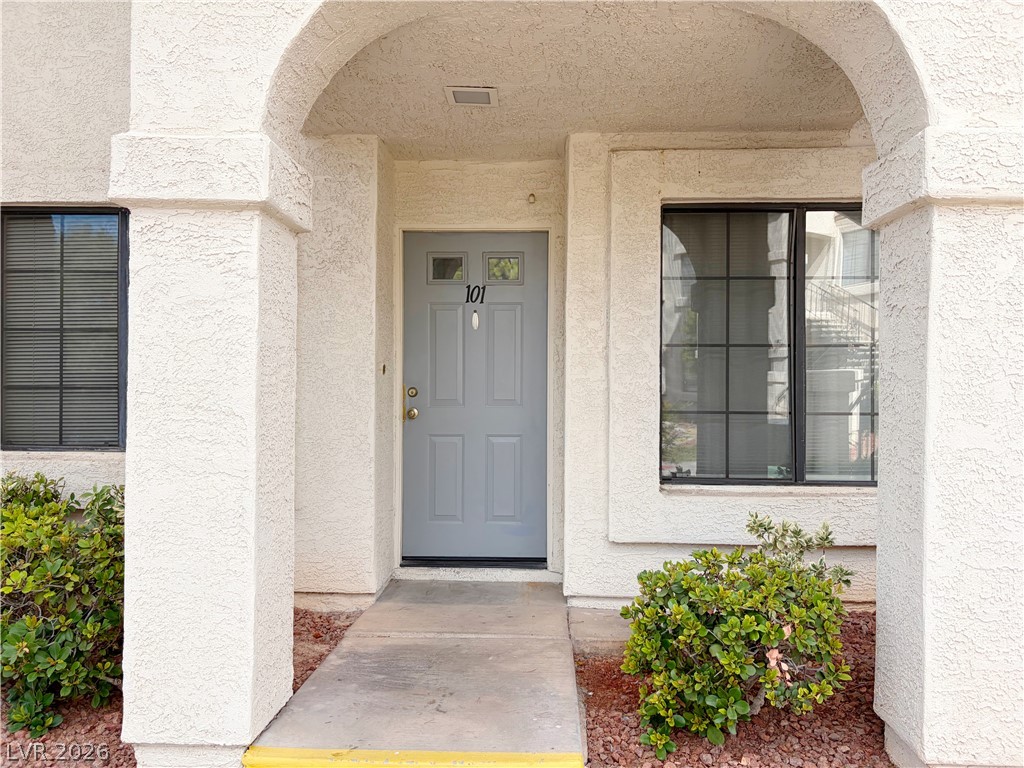 4813 Nara Vista Way 101 Property Photo 2