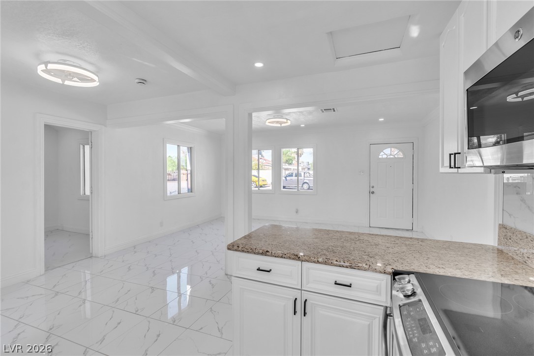 1604 Lewis Avenue Property Photo 12